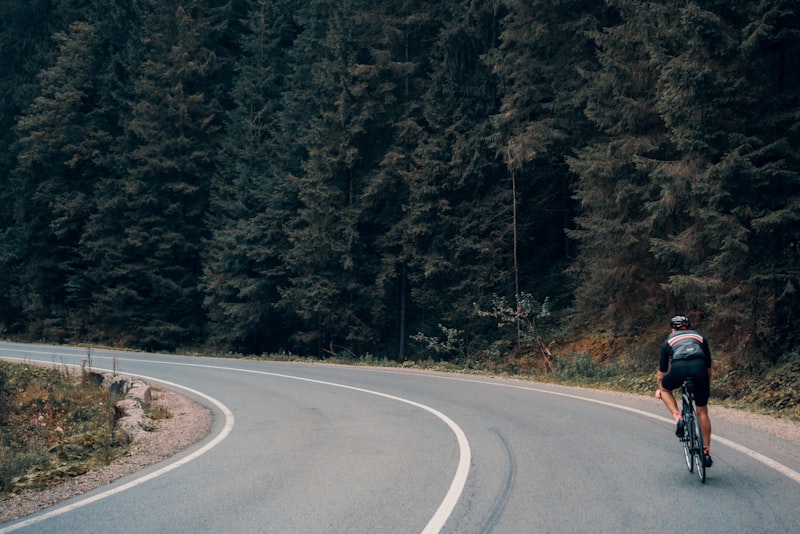 Cyclist braking into a turn